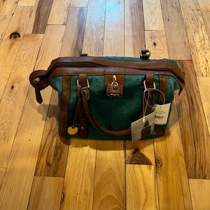 NWT London Fog Turquoise and Brown Ostrich Print Bag